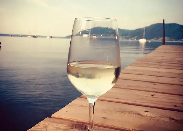 Exklusives Mit Privatem Badeplatz Direkt Am Attersee - 8 Gaeste * Dexelbach