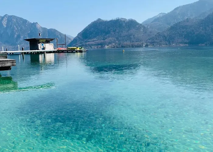 Exklusives Mit Privatem Badeplatz Direkt Am Attersee - 8 Gaeste Σπίτι διακοπών *