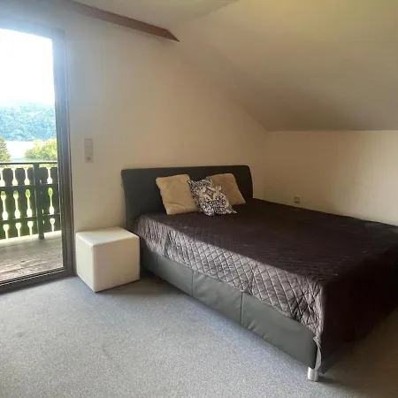 Exklusives Mit Privatem Badeplatz Direkt Am Attersee - 8 Gaeste Feriehus *